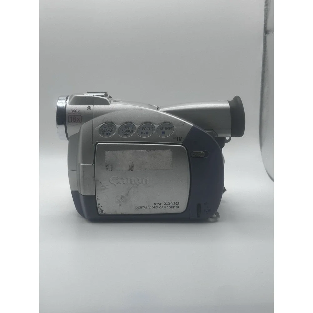 Canon ZR40 MiniDV Digital Video Camcorder 18x  Zoom Untested For Parts /Repair